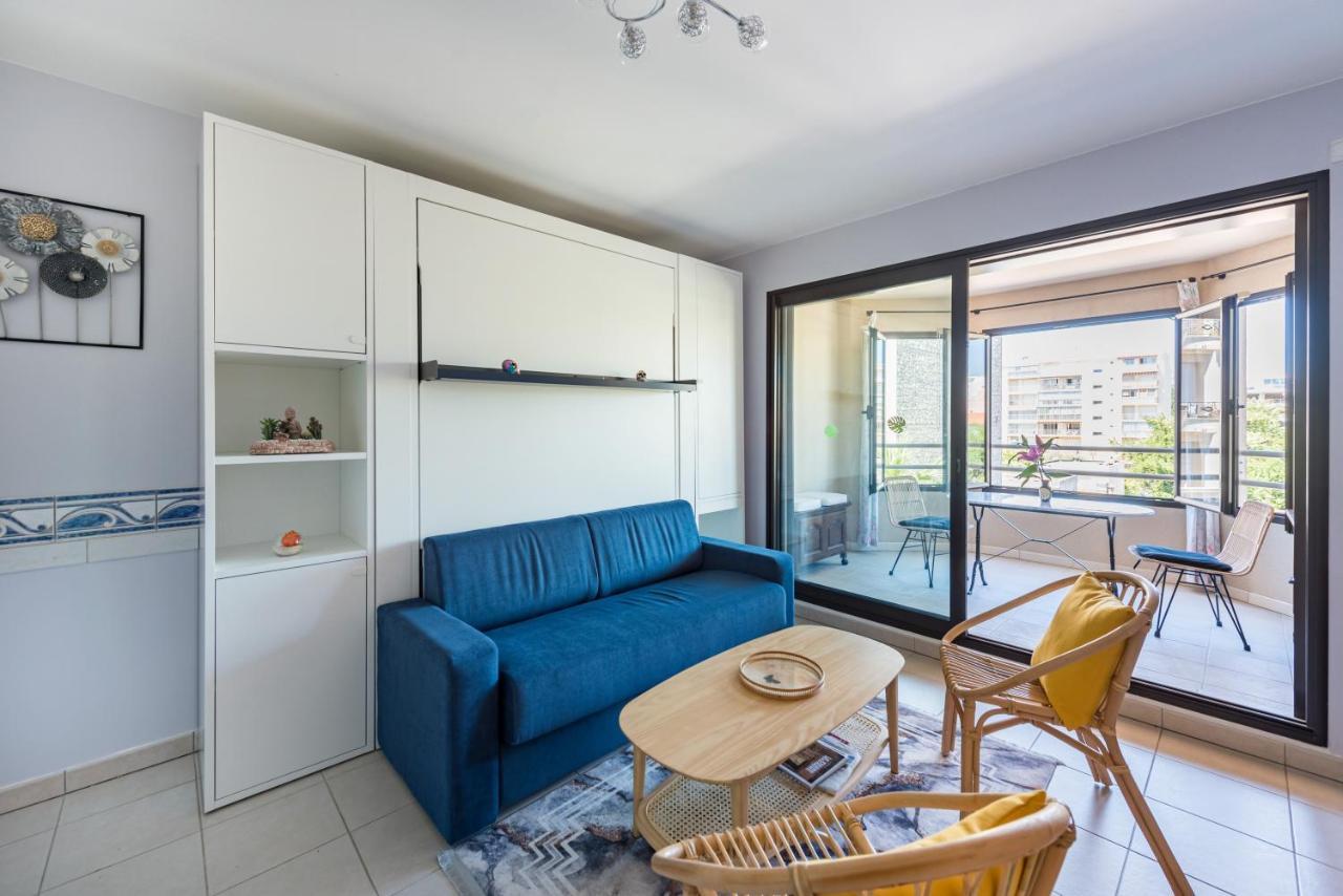 Beau Studio Véranda à deux pas de la mer - parking inclus Juan-les-Pins Extérieur photo